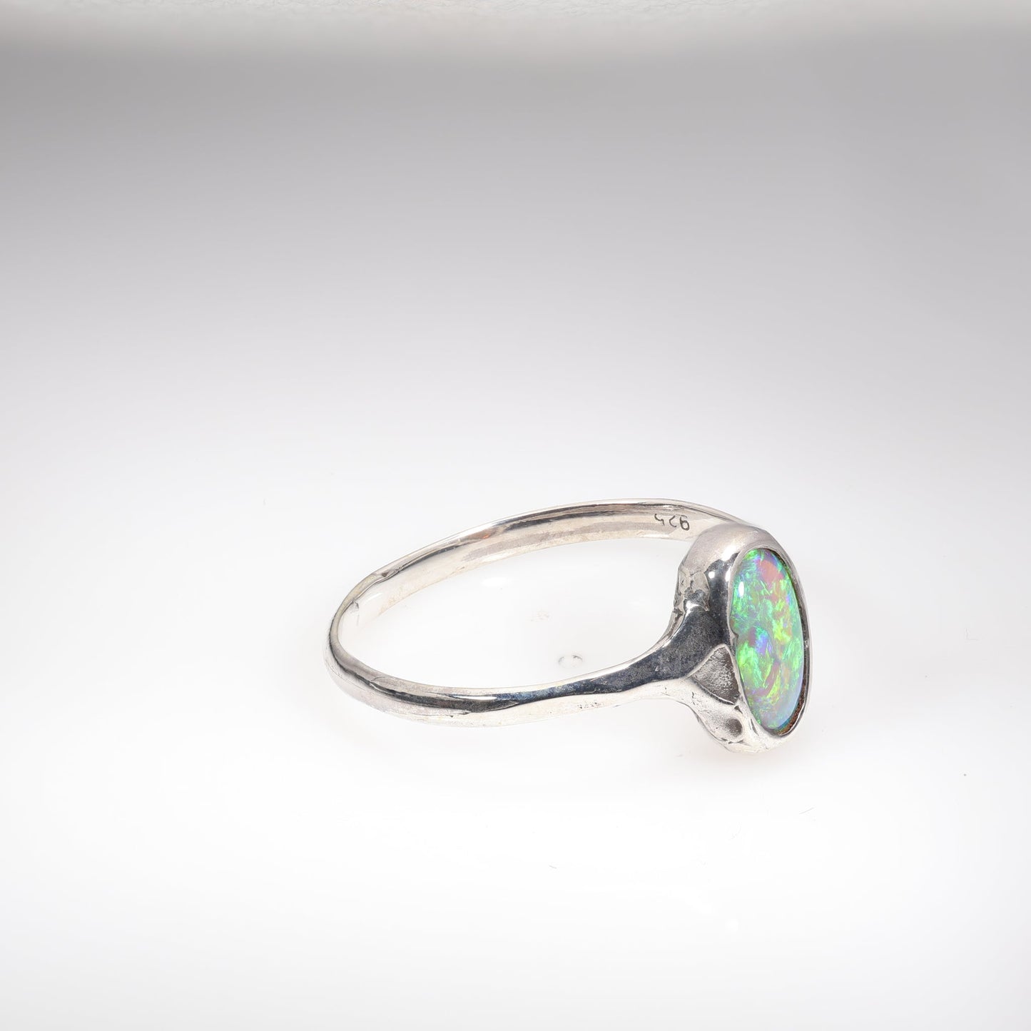 Lightning Ridge Ring 0.71 cts 23047