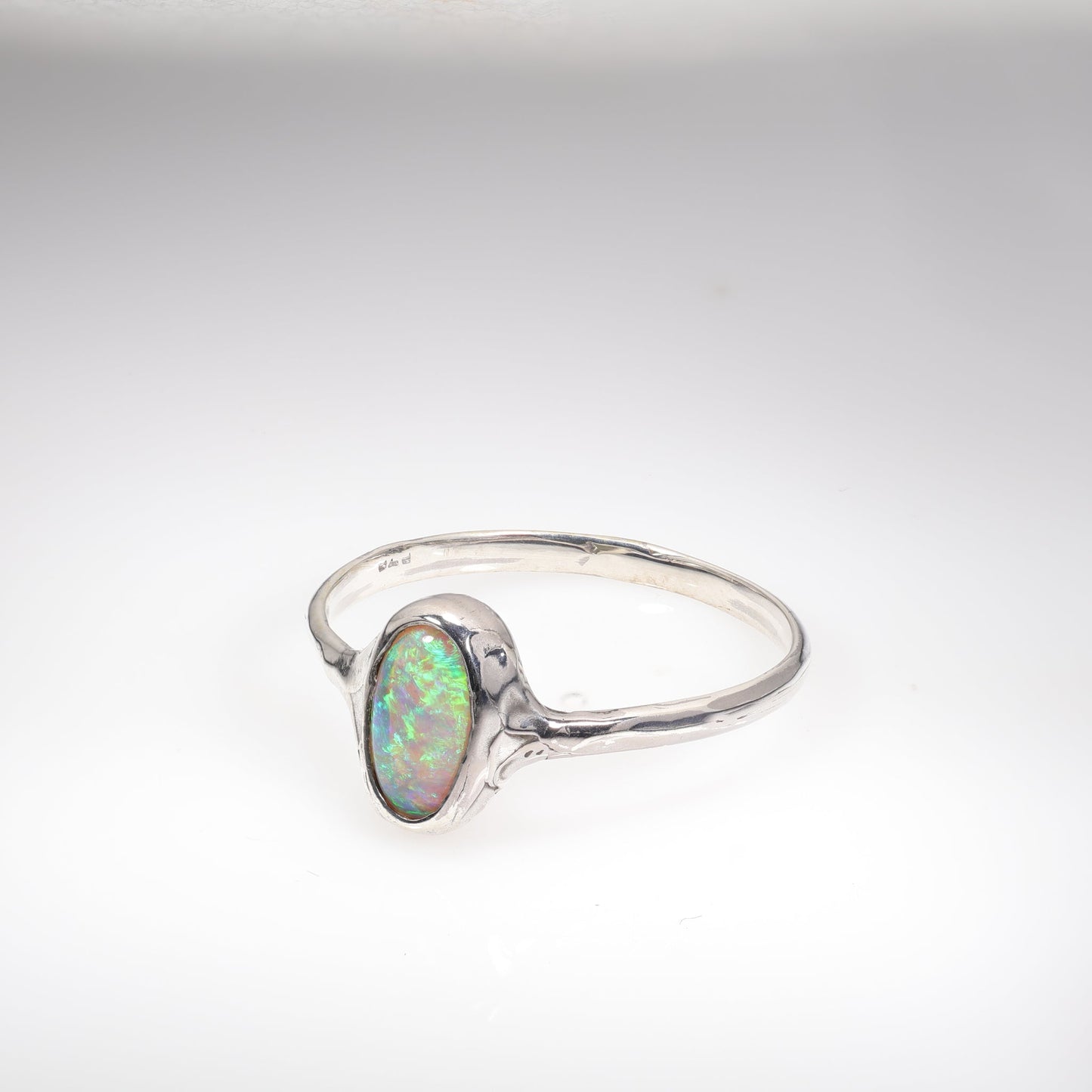 Lightning Ridge Ring 0.71 cts 23047