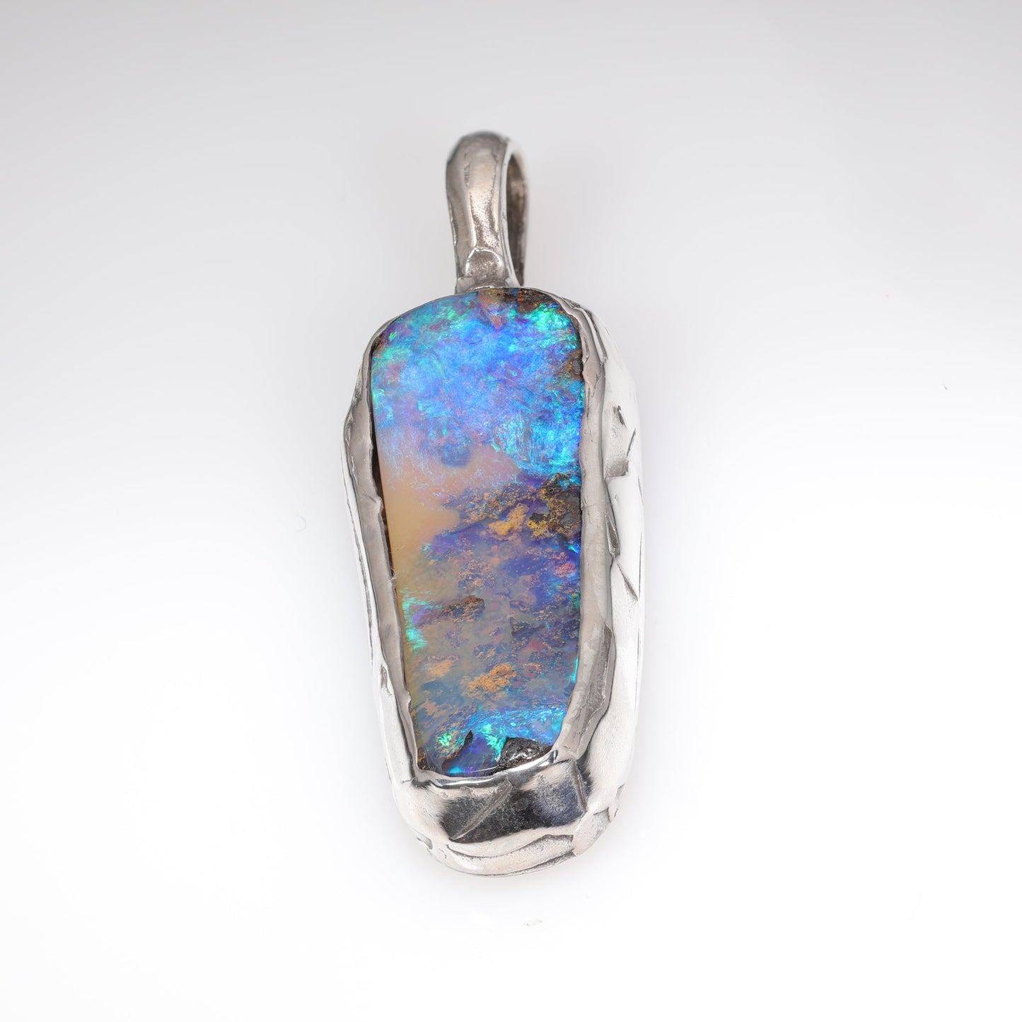 Boulder Pendant 3.77 cts 23075