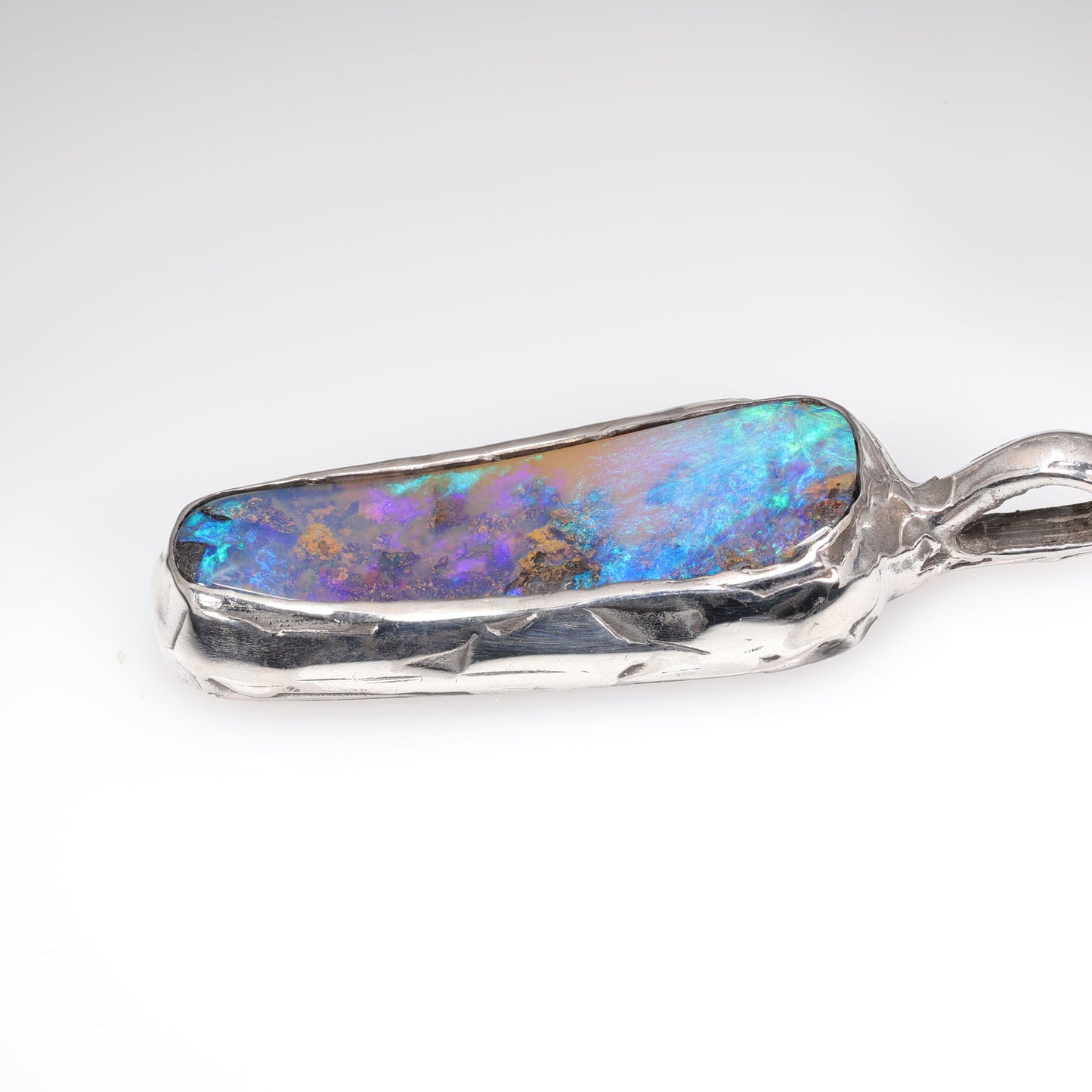 Boulder Pendant 3.77 cts 23075