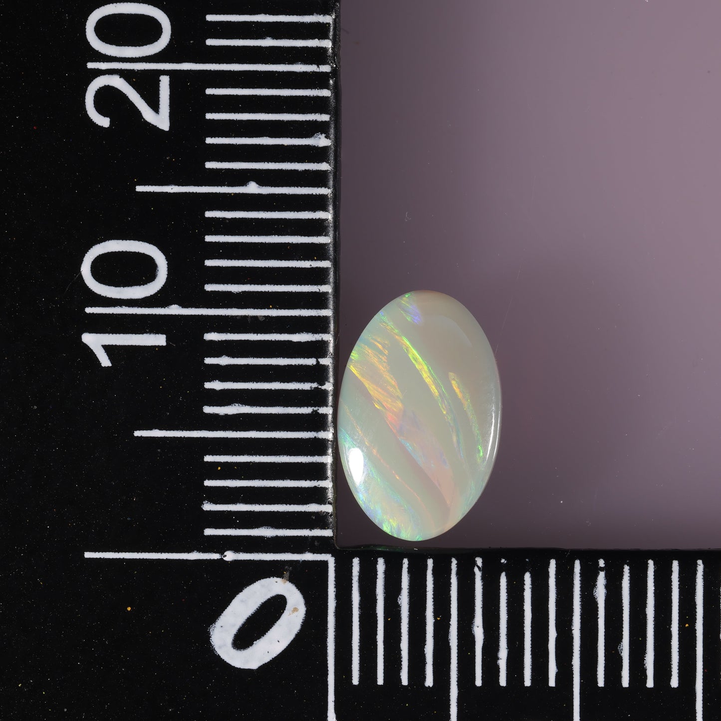Coober Pedy White Opal 1.14 cts 23554