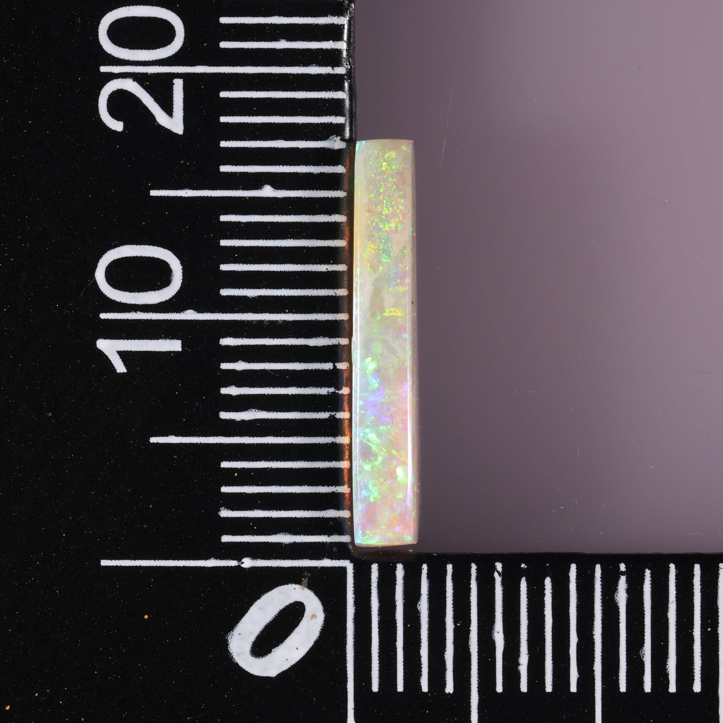 Coober Pedy White Opal 1.48 cts 23574