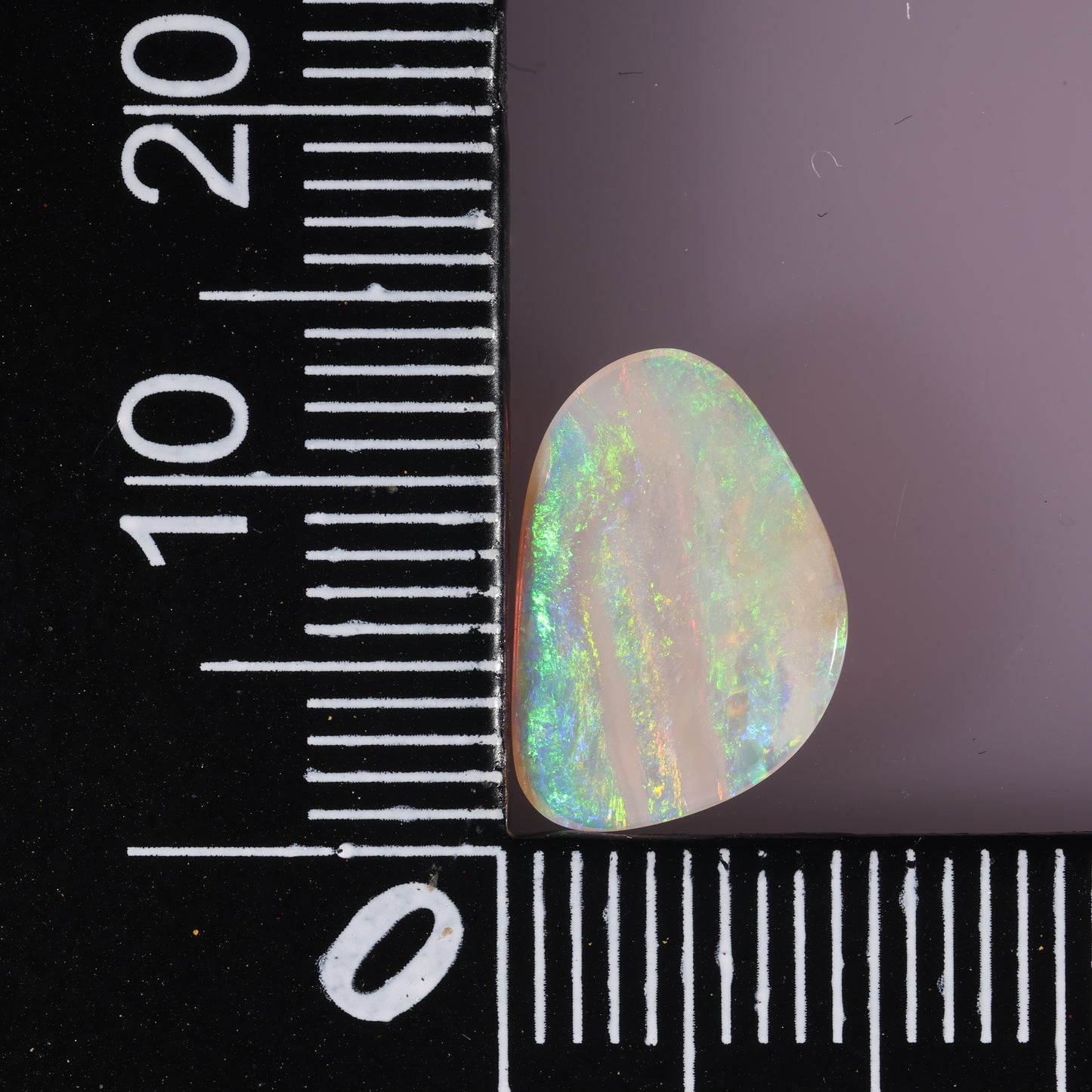 Coober Pedy White Opal 1.22 cts 23590