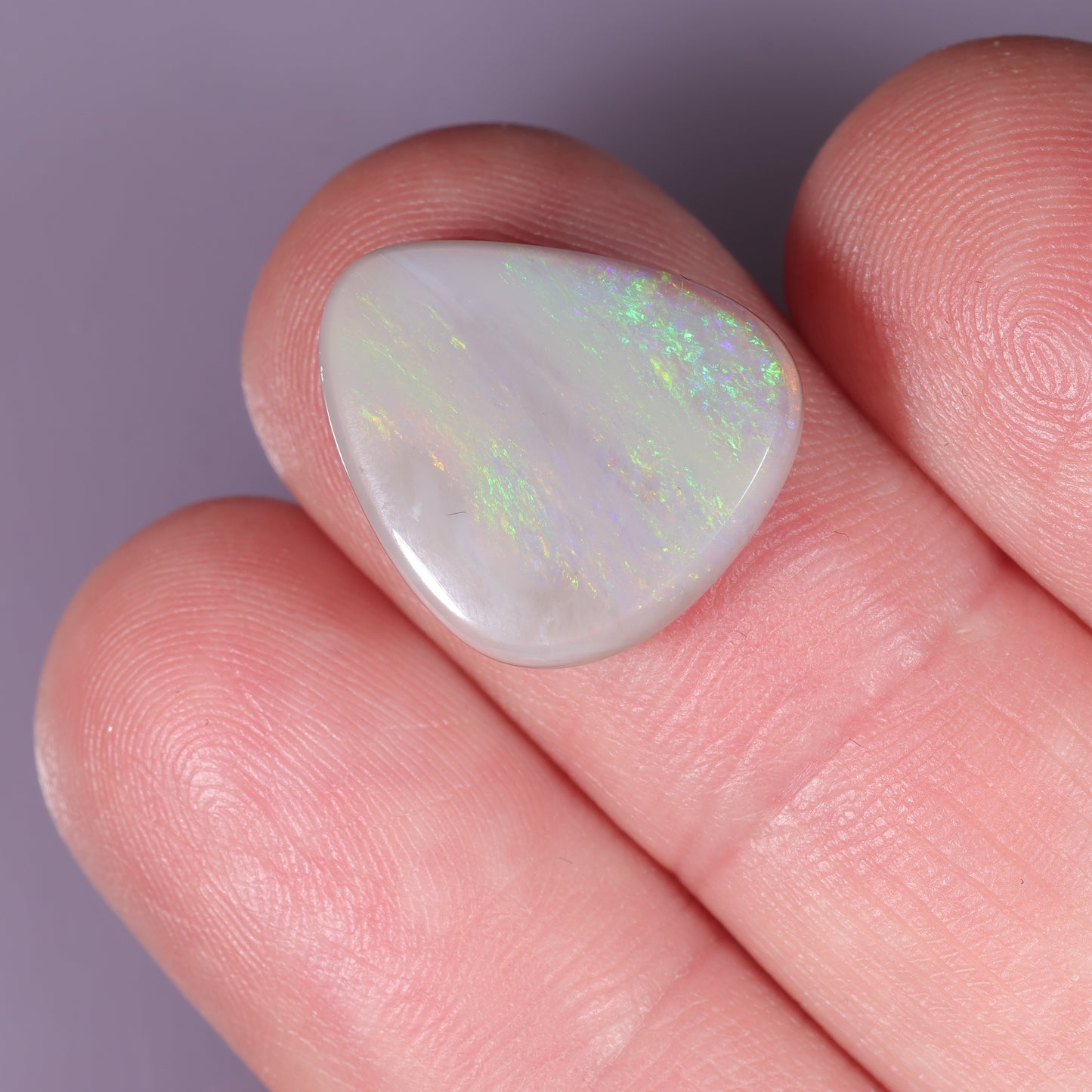 Coober Pedy White Opal 7.05 cts 23592