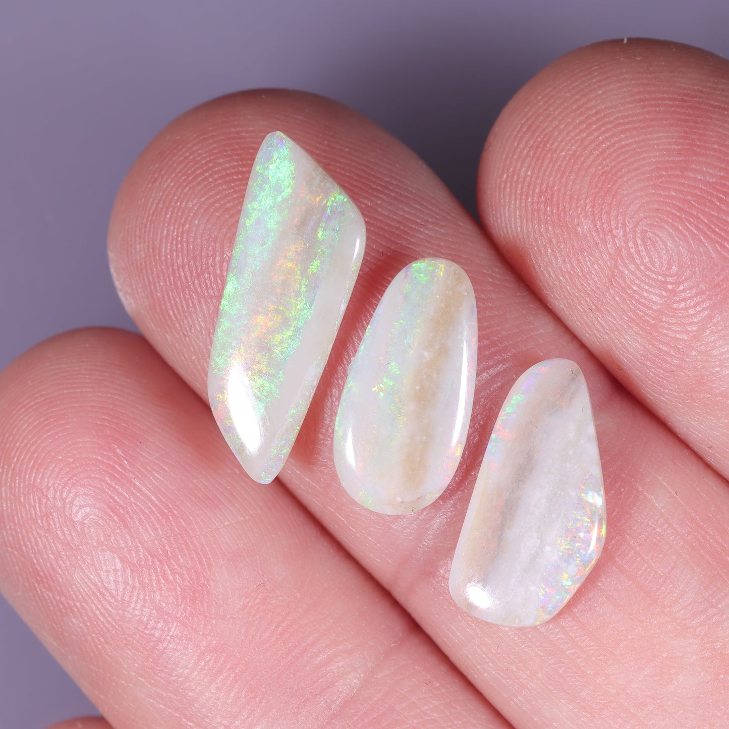 Coober Pedy White Opal 4.04 cts 23596