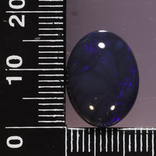 Load image into Gallery viewer, Lightning Ridge Opal 8.24cts 25290
