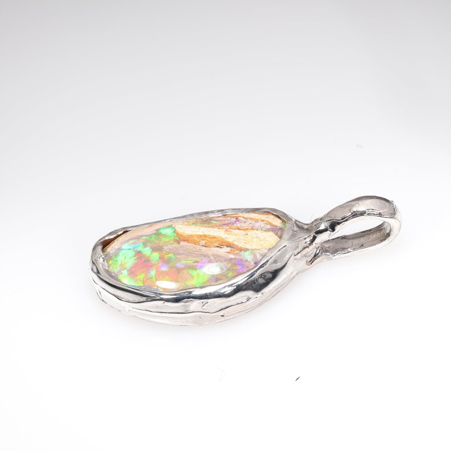 Lightning Ridge Pendant 1.72 cts 26460