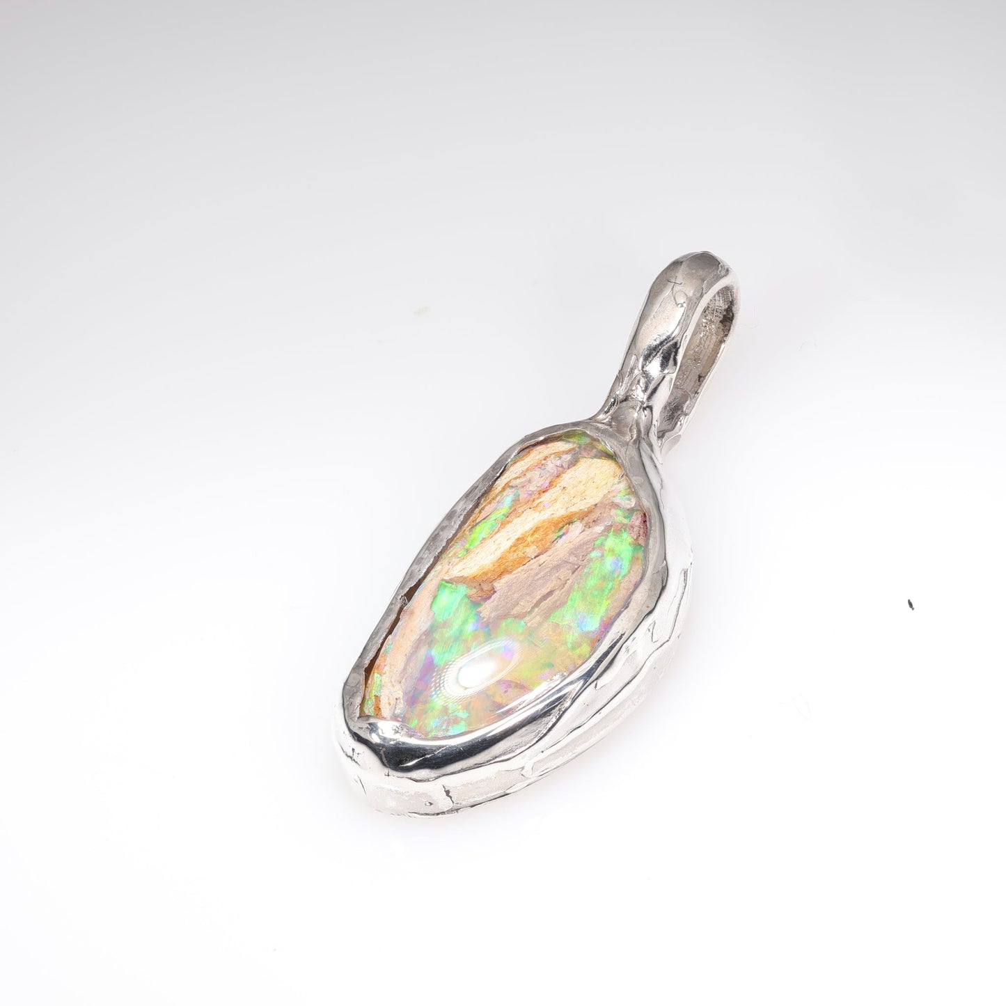 Lightning Ridge Pendant 1.72 cts 26460