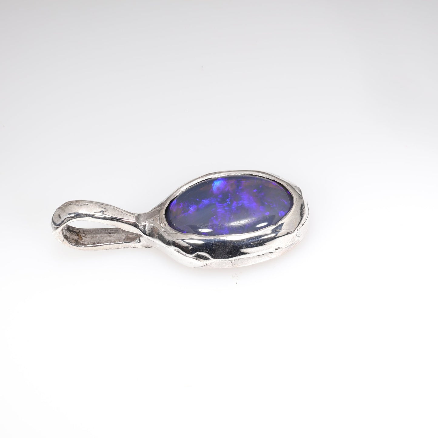 Lightning Ridge Pendant 1.46 cts 26464