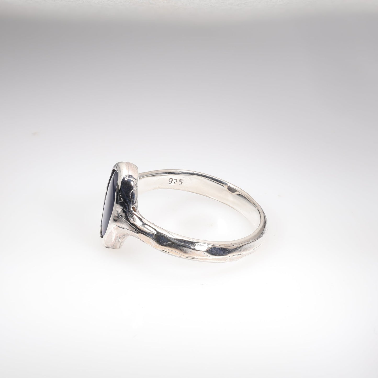 Lightning Ridge Ring 0.81 cts 26470