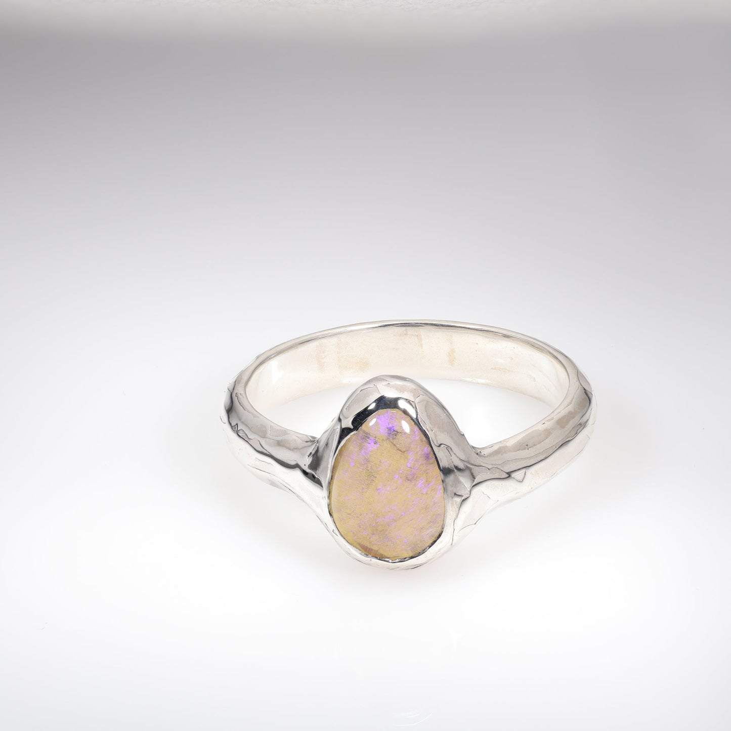 Lightning Ridge Ring 1.98 cts 26473