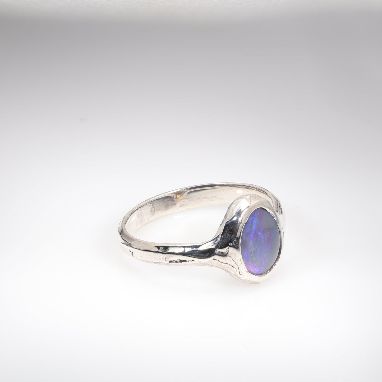 Lightning Ridge Ring 0.83 cts 26476
