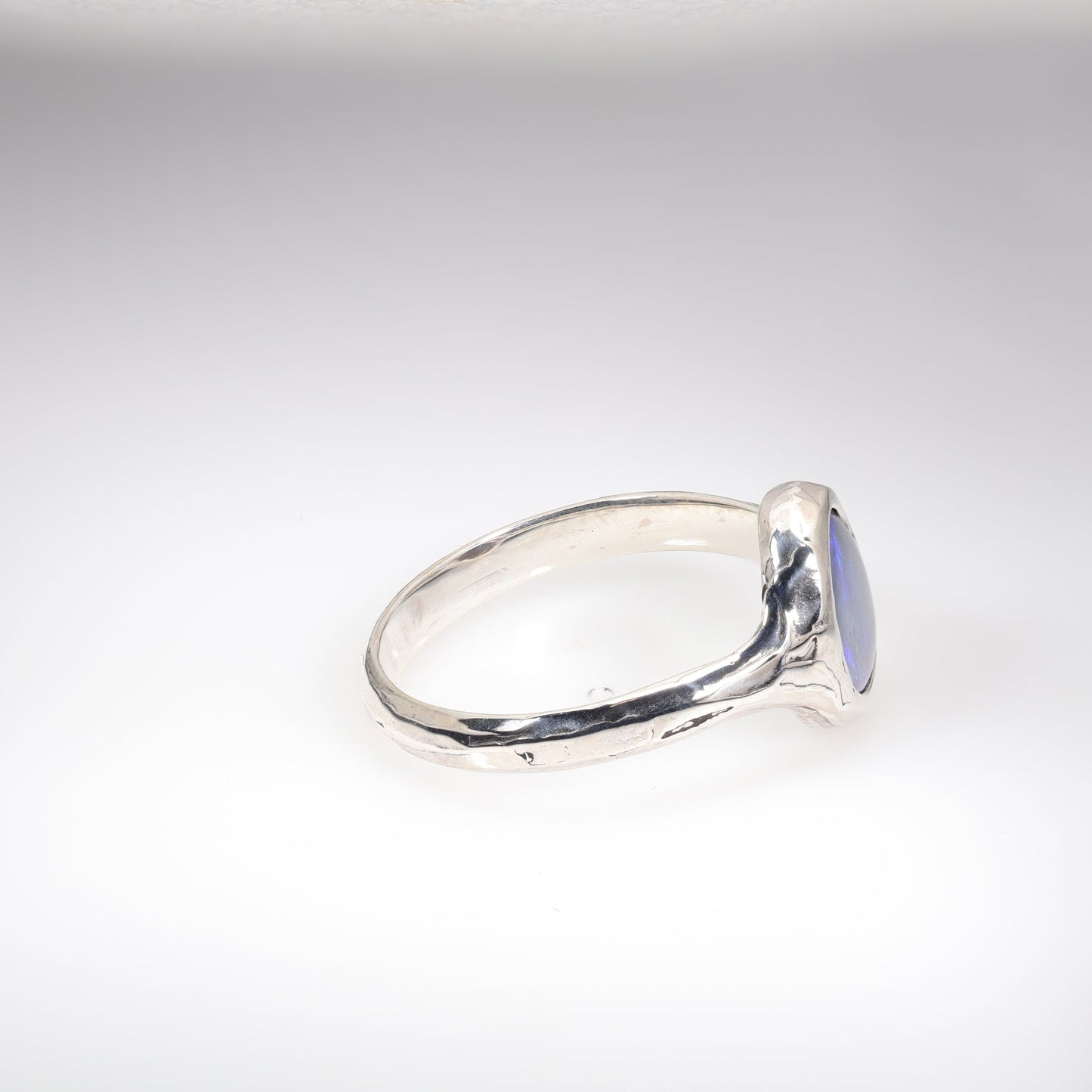 Lightning Ridge Ring 0.83 cts 26476