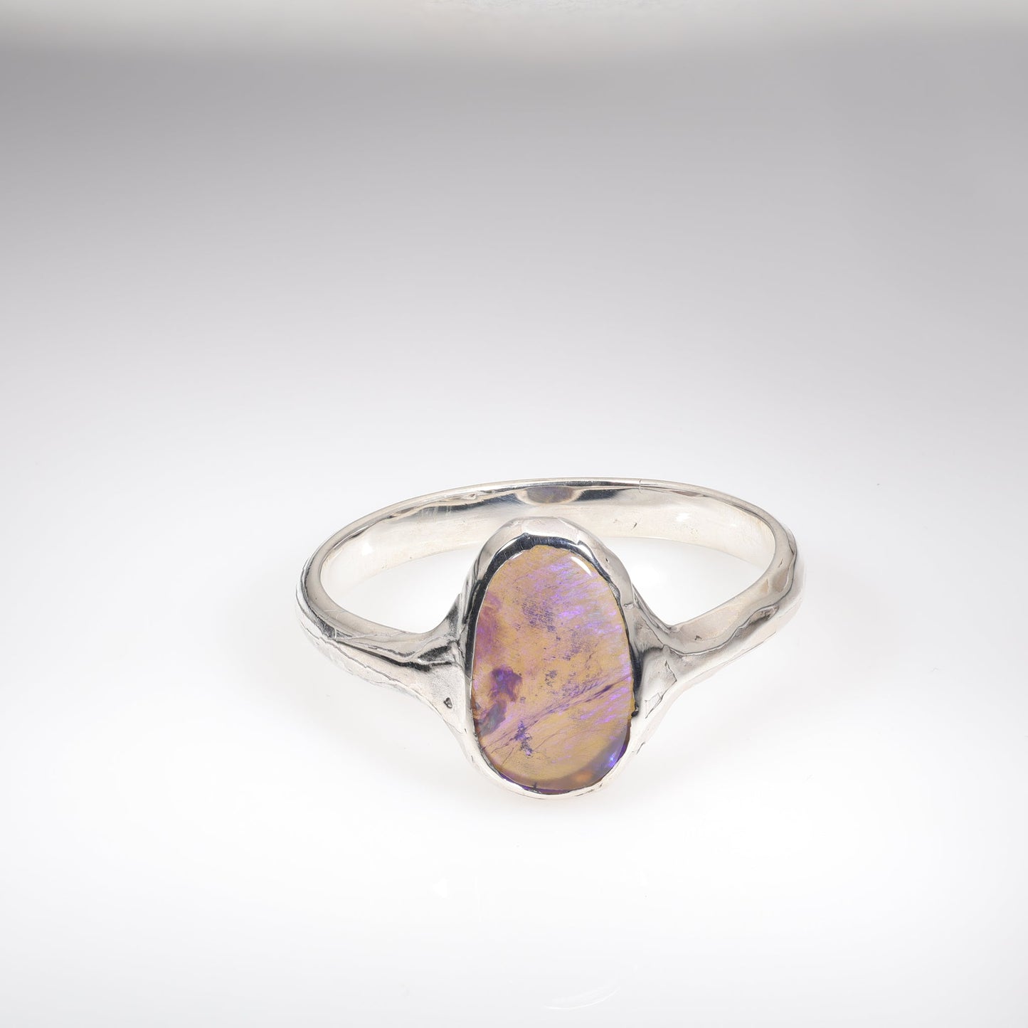 Lightning Ridge Ring 0.95 cts 26477