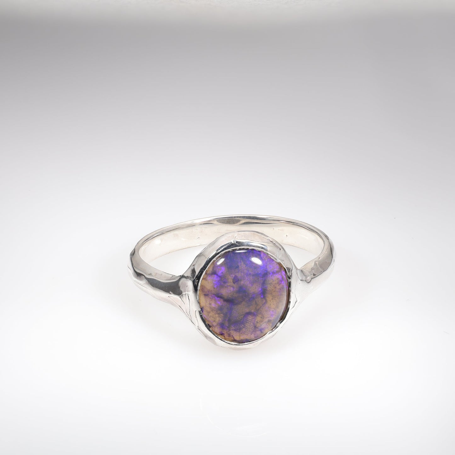 Lightning Ridge Ring 1.95 cts 26478