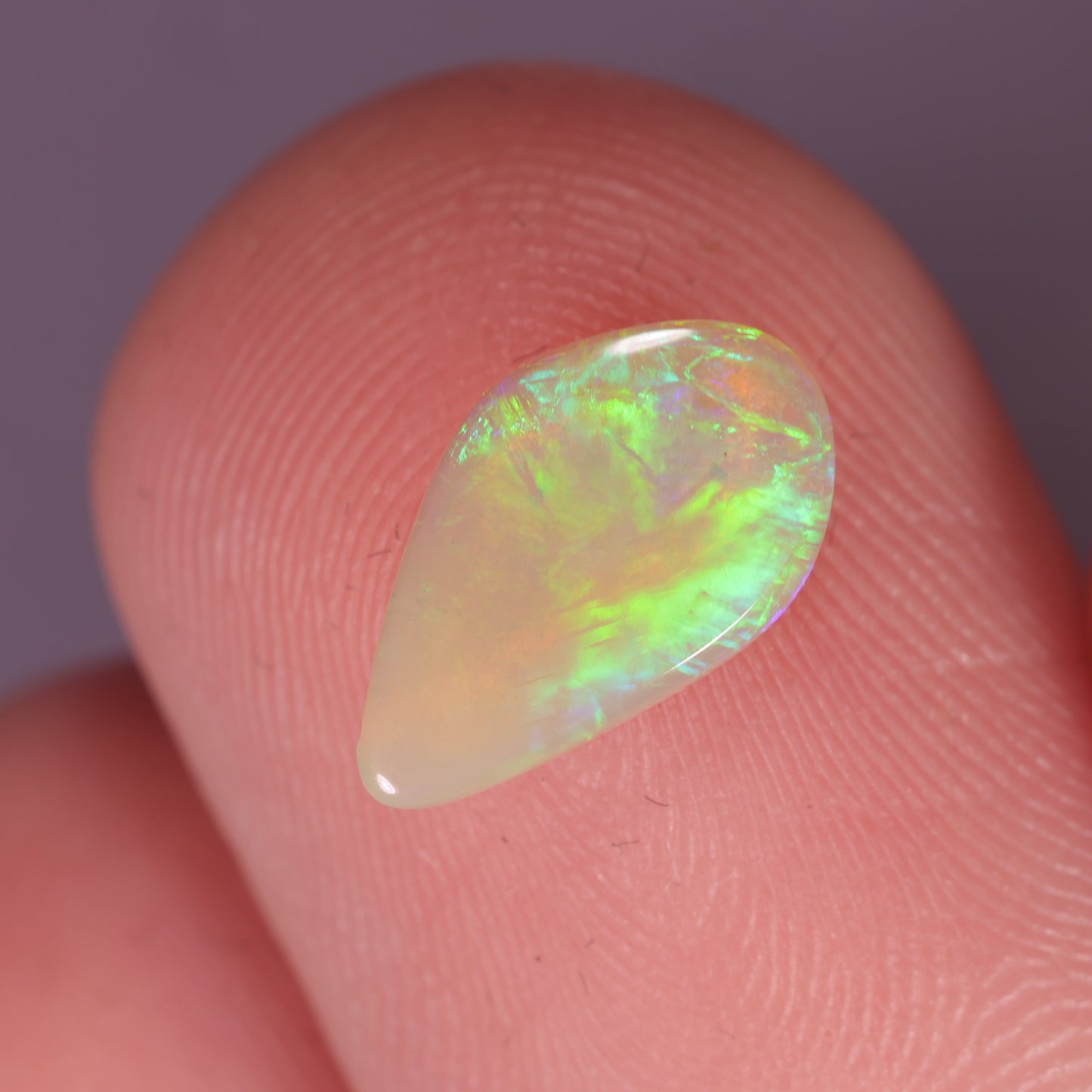 Lightning Ridge Opal 0.6 cts 29772