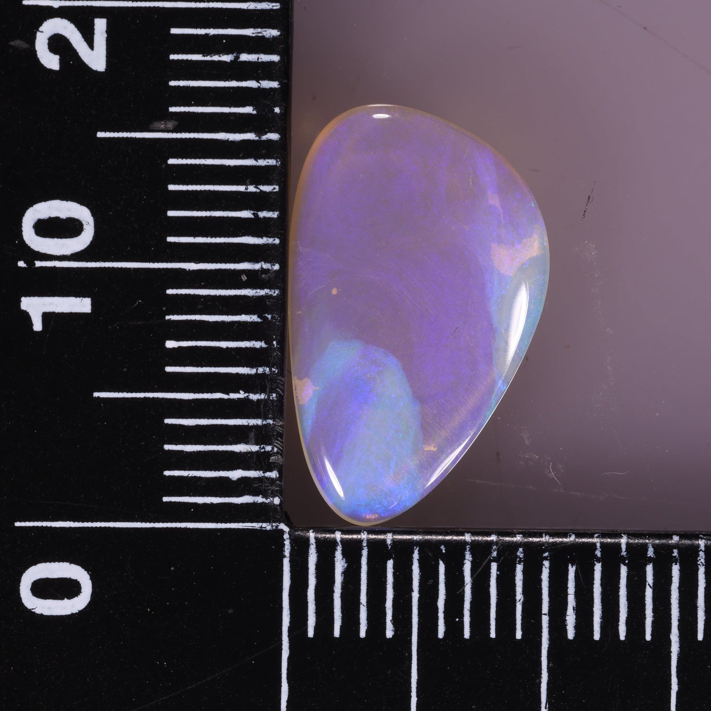 Lightning Ridge Opal 2.14 cts 30486