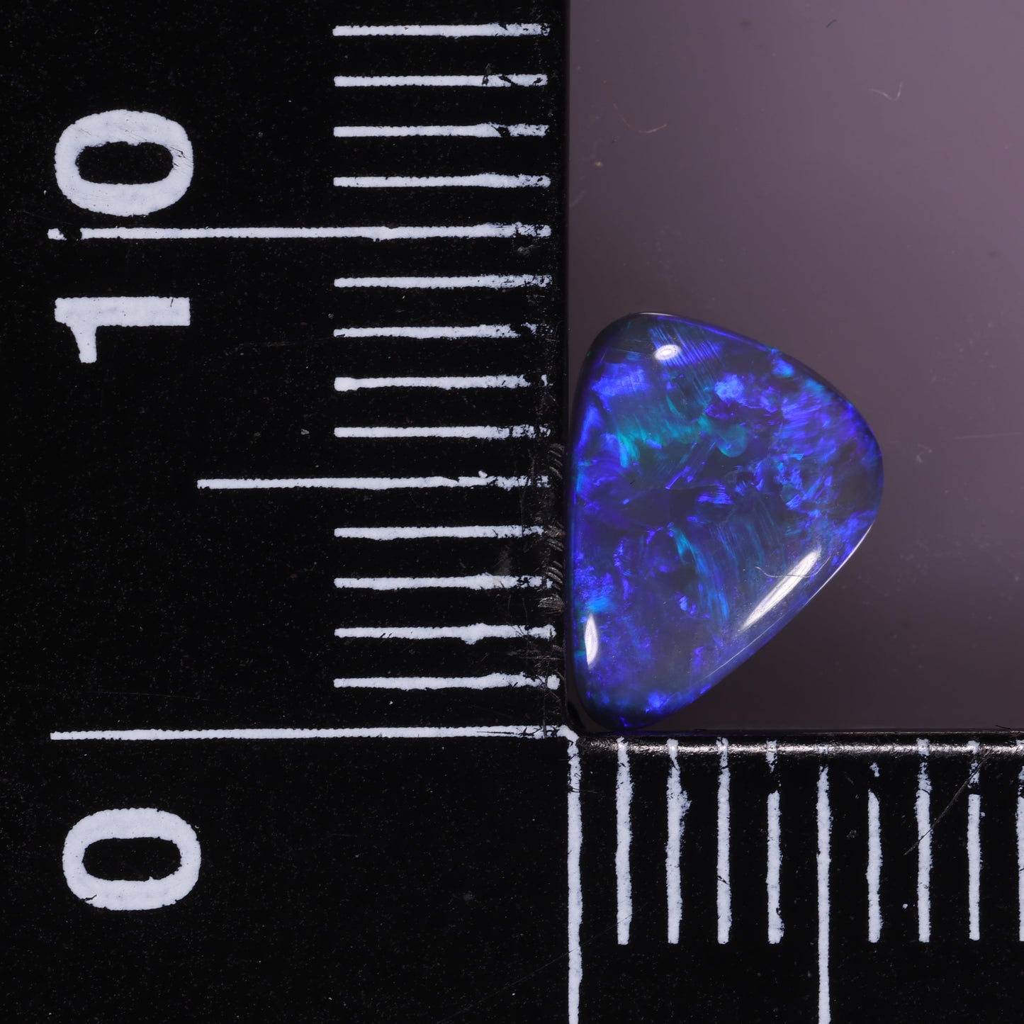 Lightning Ridge Opal 0.7 cts 31068