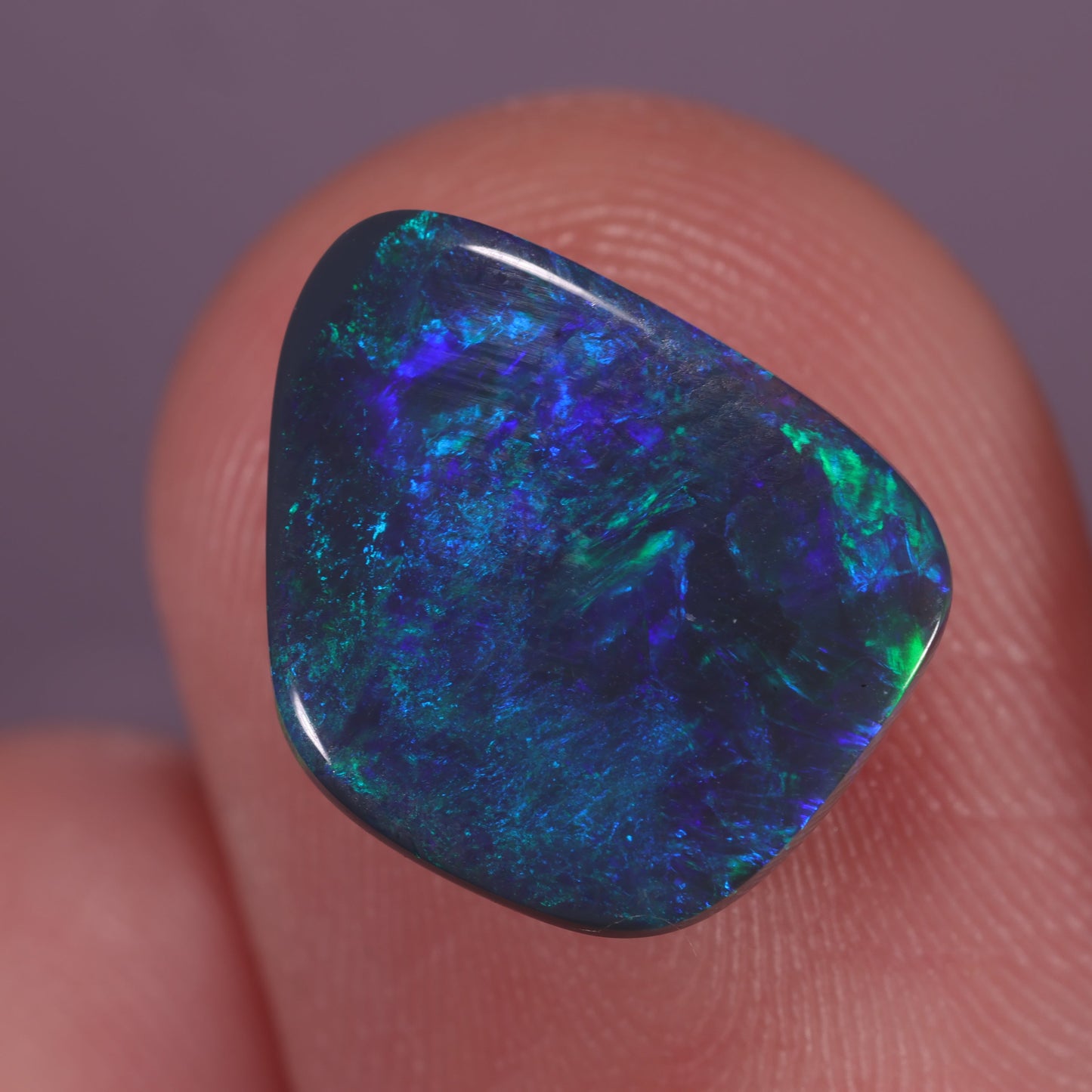 Lightning Ridge Opal 1.85 cts 31200