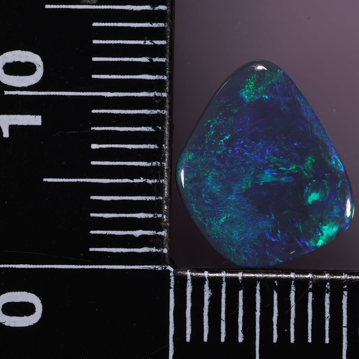 Lightning Ridge Opal 1.85 cts 31200