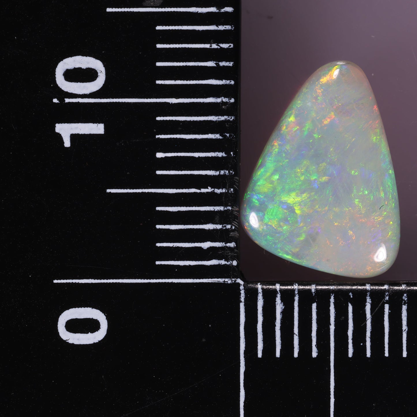 Lightning Ridge Opal 1.95 cts 31631