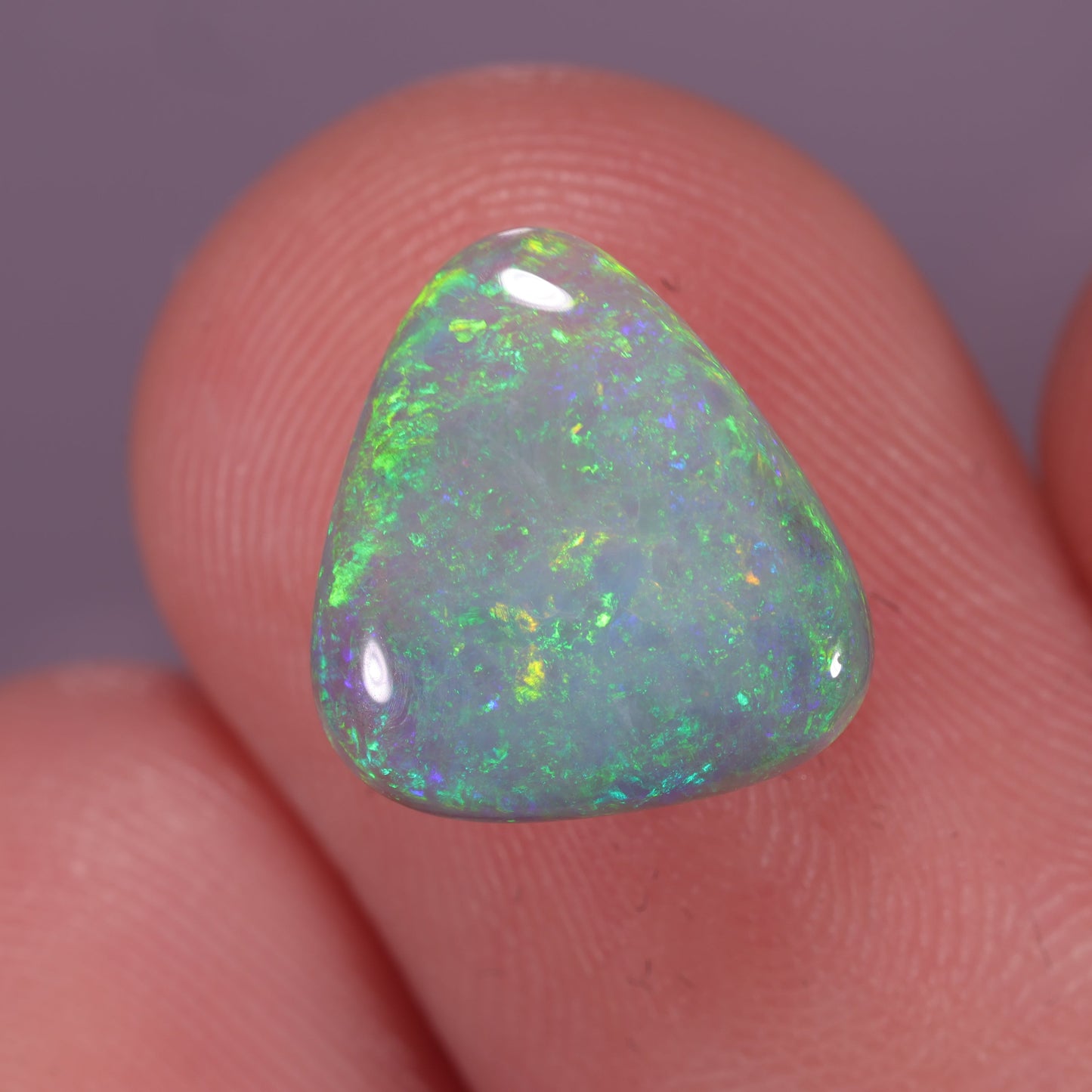 Lightning Ridge Opal 2.09 cts 31633