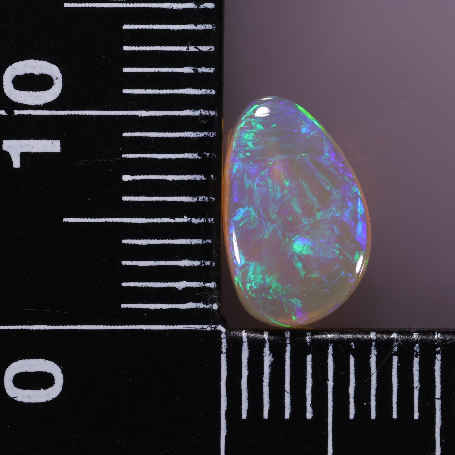 Lightning Ridge Opal 2.15 cts 31635