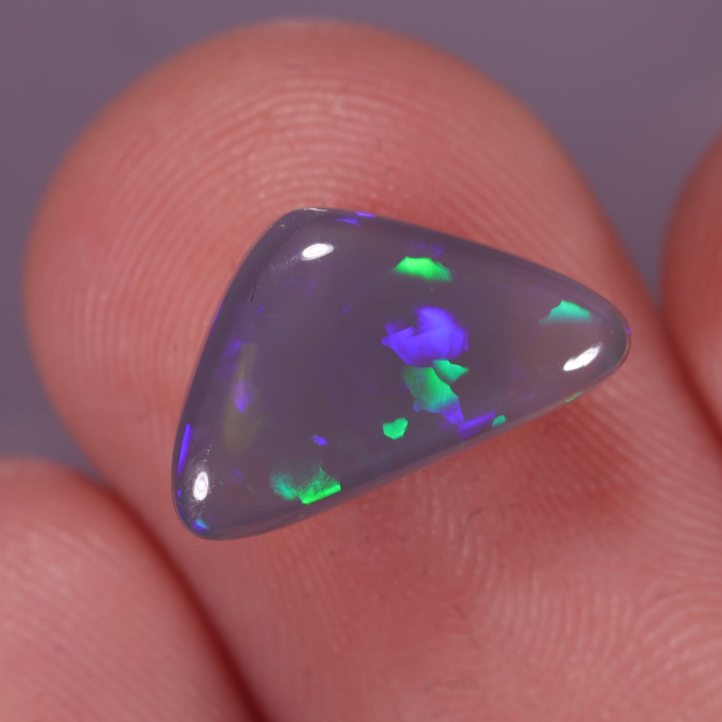 Lightning Ridge Opal 2.14 cts 31636