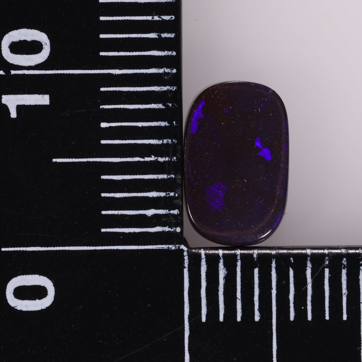 Boulder Opal 1.75 cts 32441