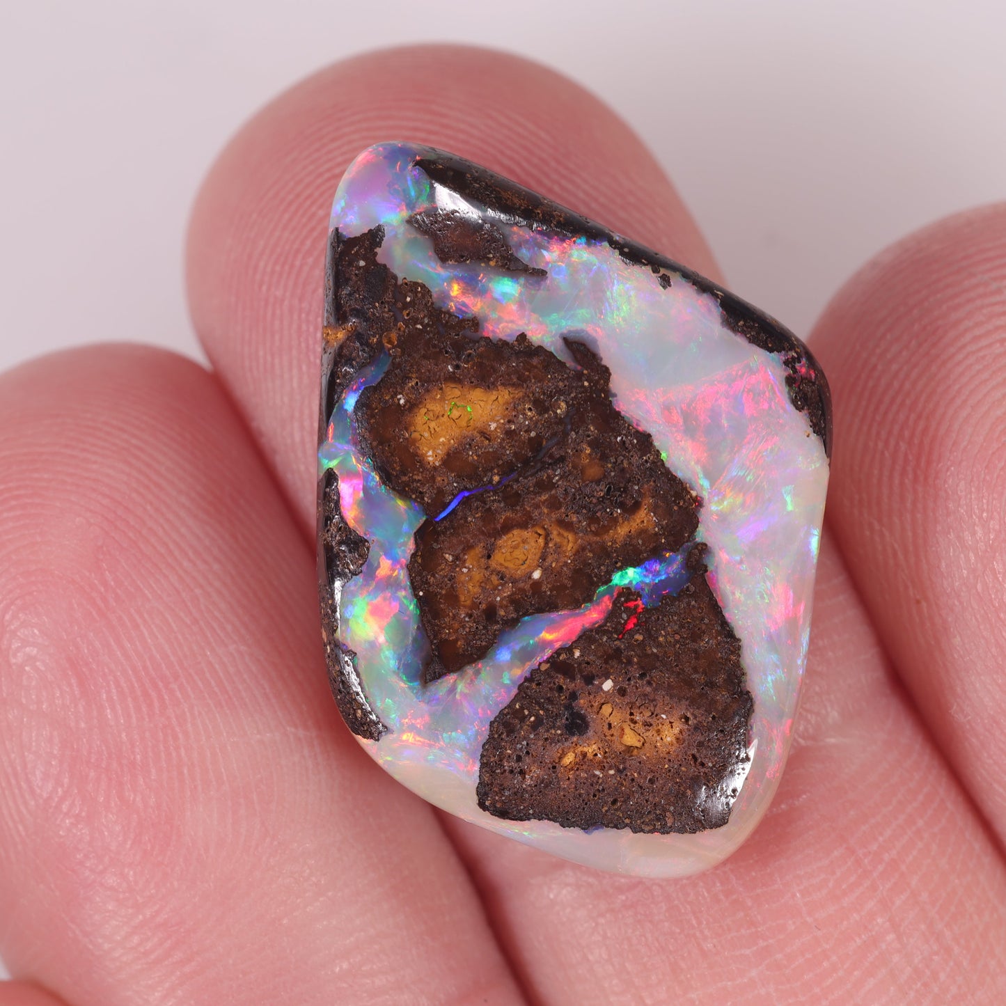 Boulder Opal 14.75 cts 32900