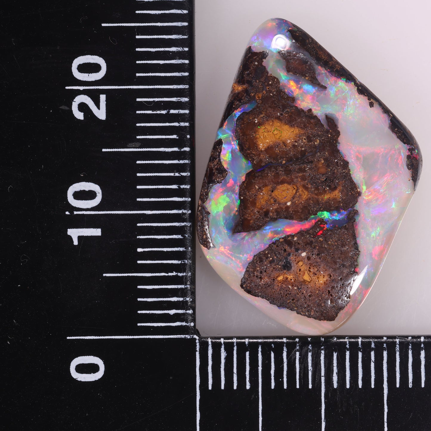 Boulder Opal 14.75 cts 32900