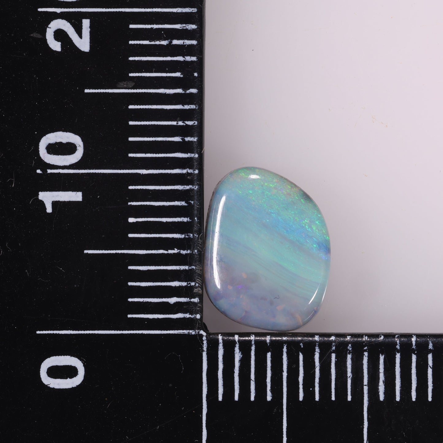 Boulder Opal 2.08 cts 33024