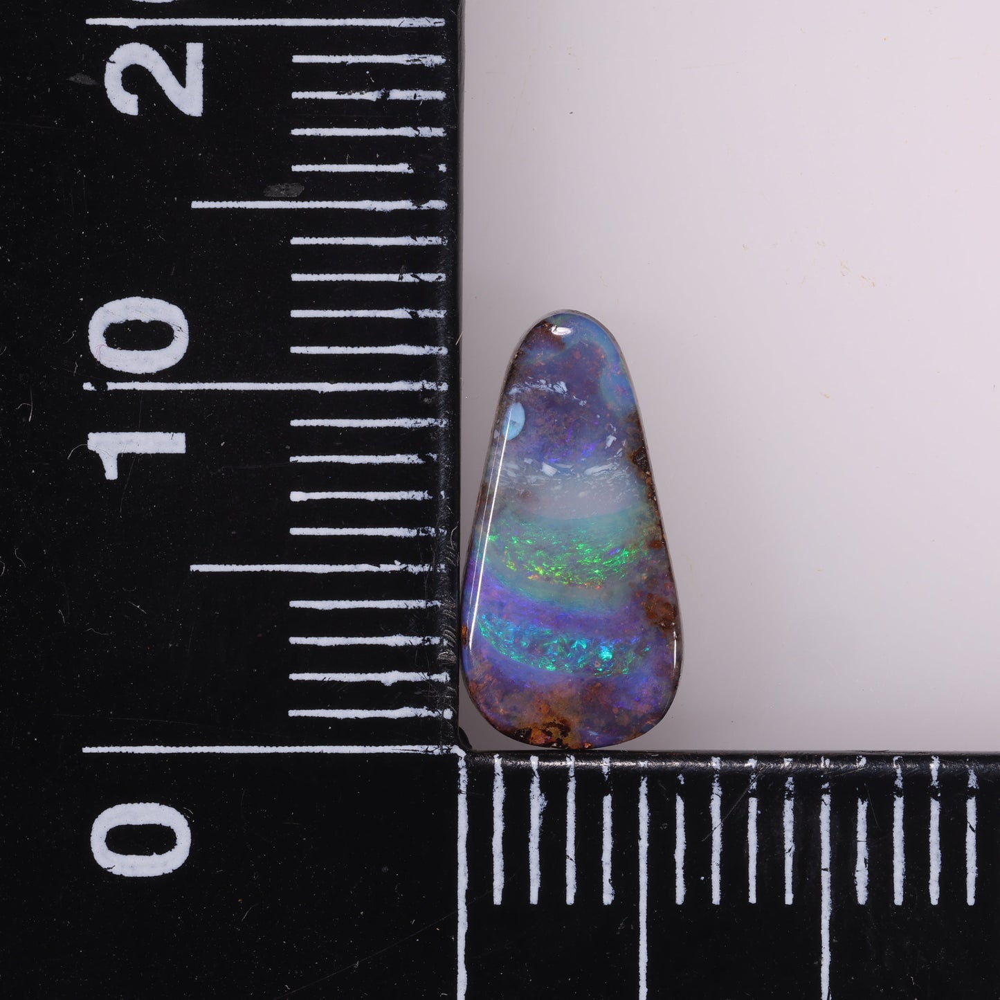 Boulder Opal 1.79 cts 33025