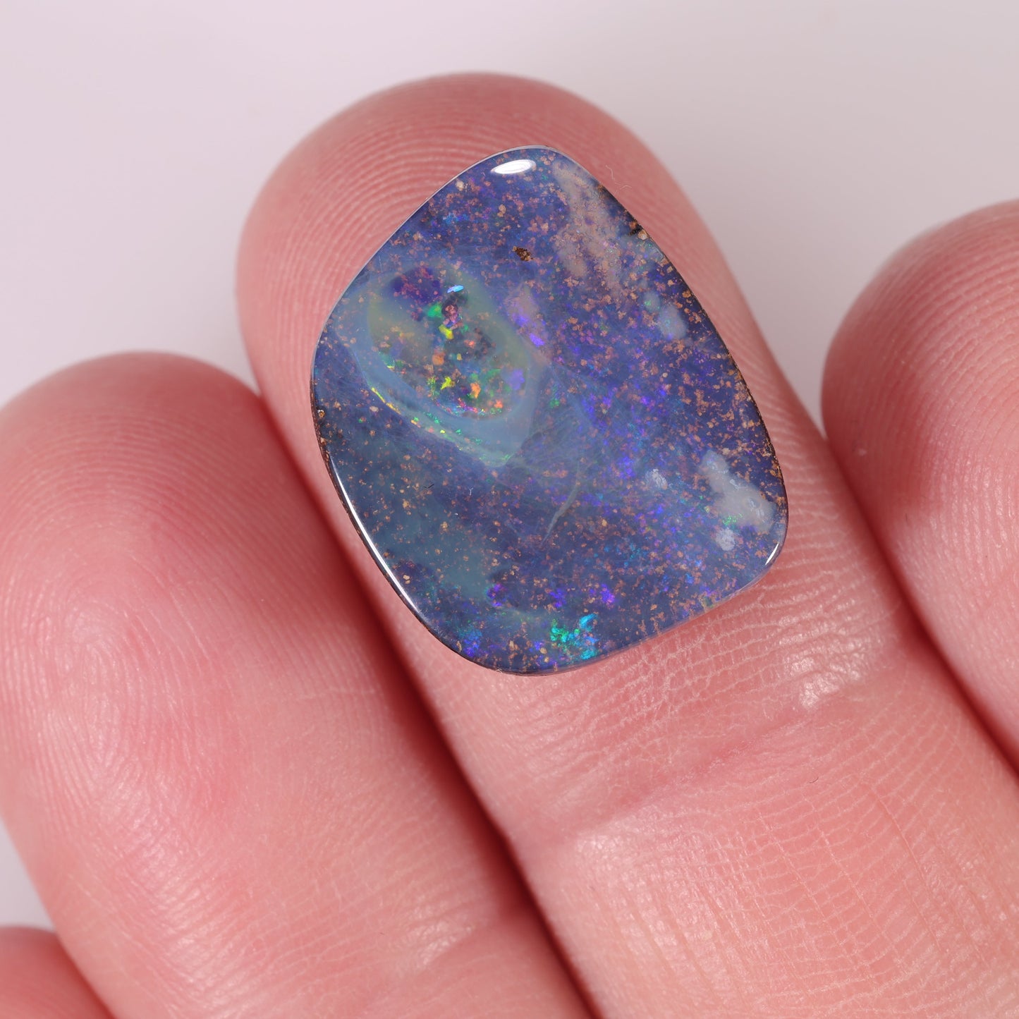 Boulder Opal 8.9 cts 33048