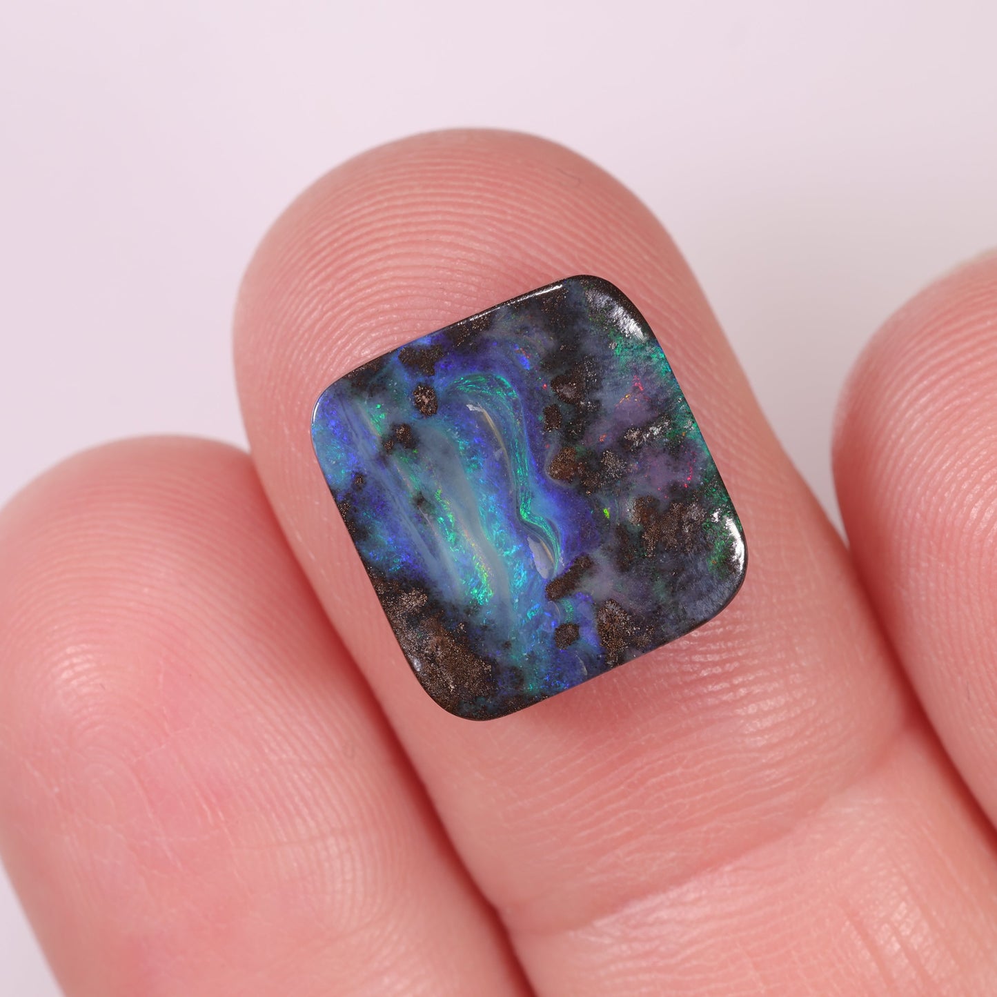 Boulder Opal 6.2 cts 33086