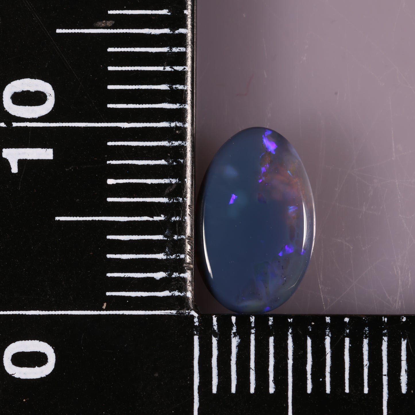 Lightning Ridge Seam 0.81 cts 33189