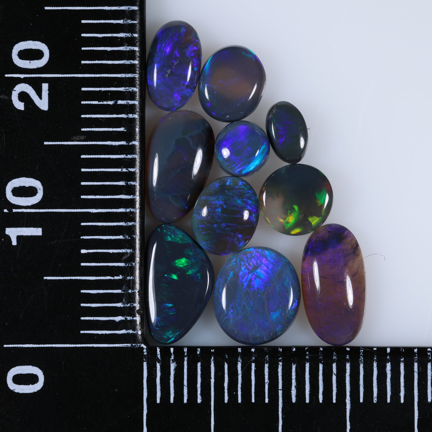 Lightning Ridge Parcel 5.5 cts 33871