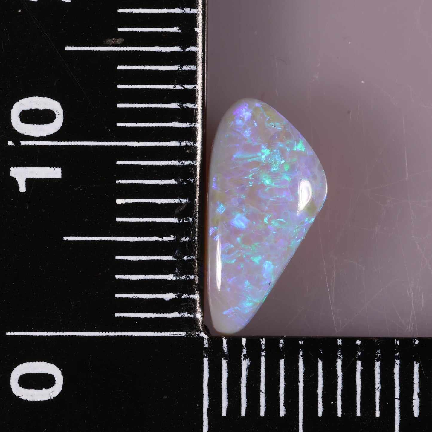 Lightning Ridge Seam 1.57 cts 34030