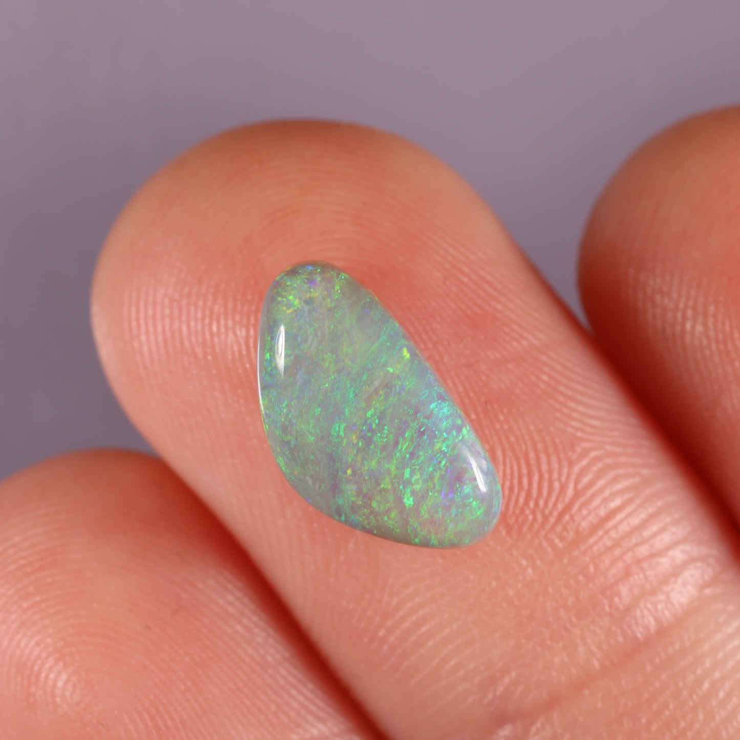 Lightning Ridge Seam 2.22 cts 34031