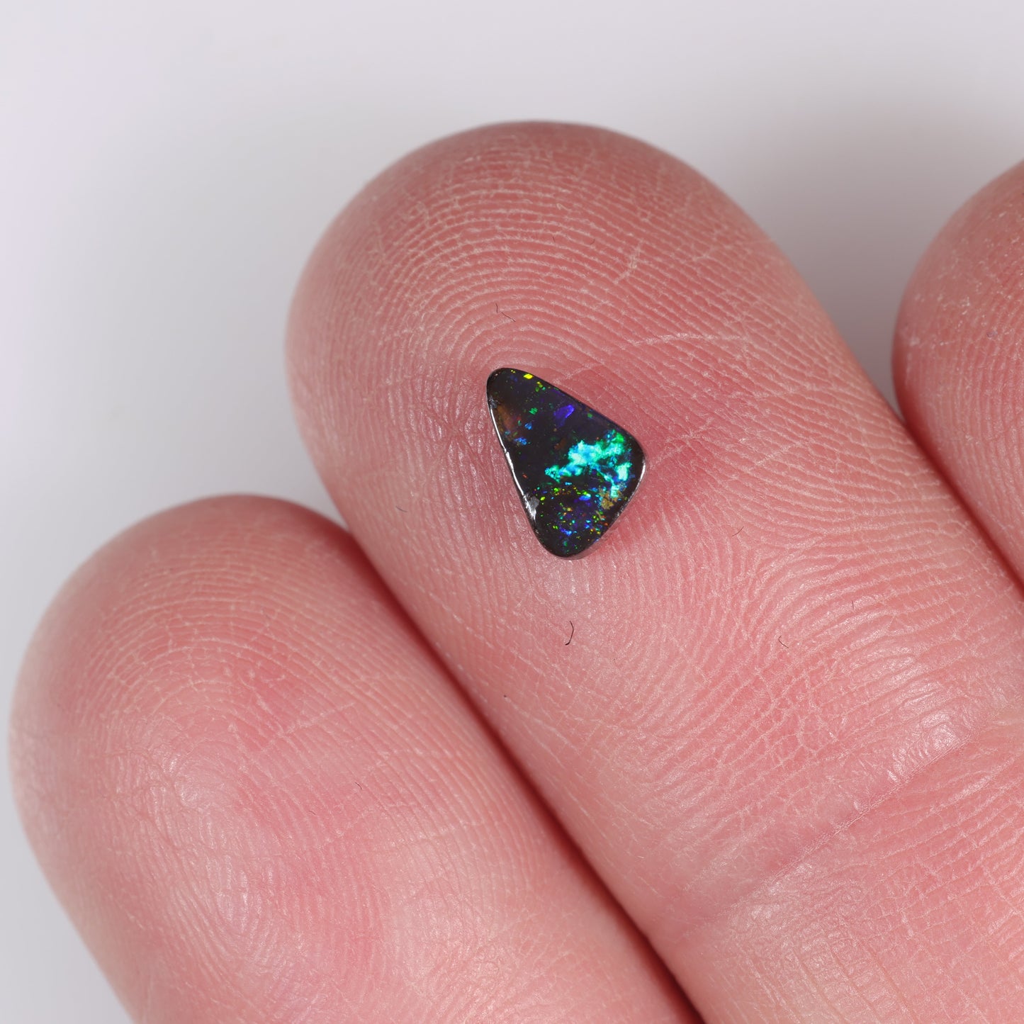 Boulder Opal 0.7 cts 36058