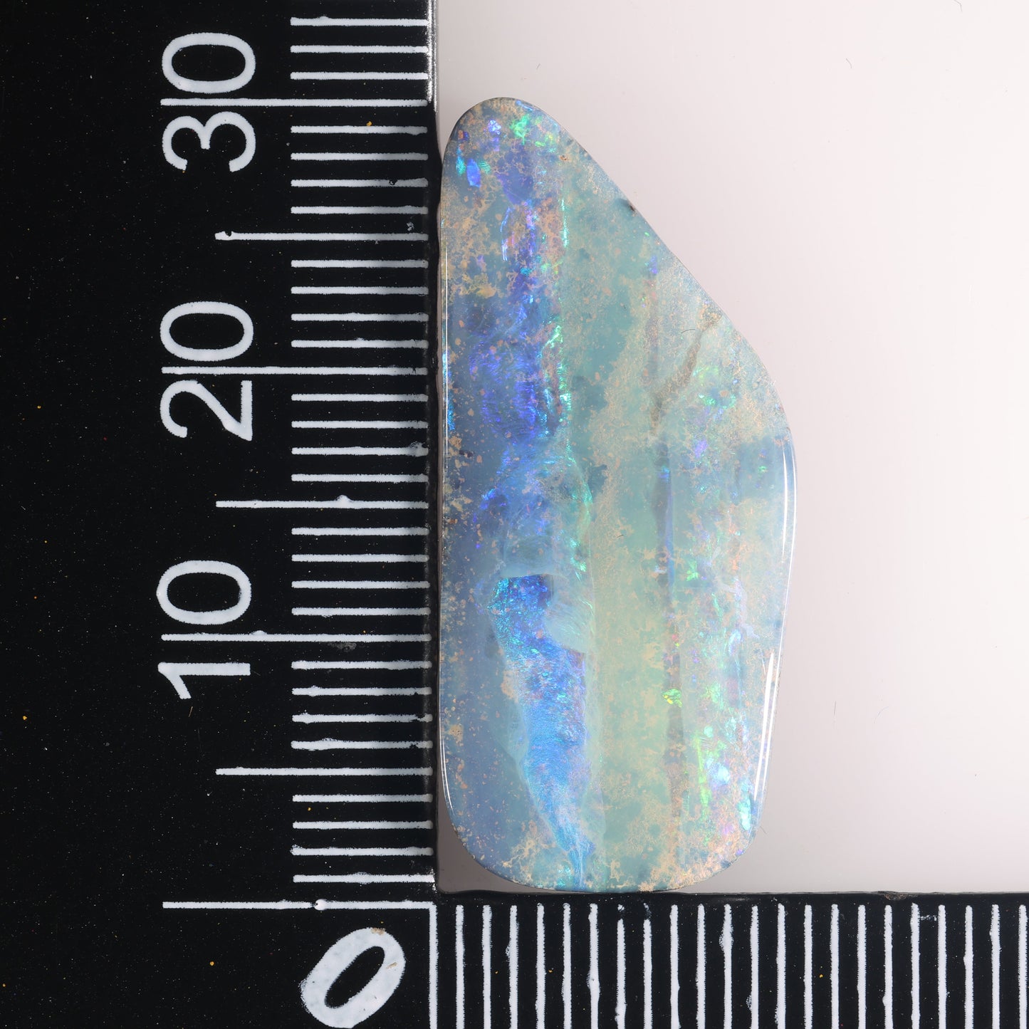 Boulder Opal 13.8 cts 36400