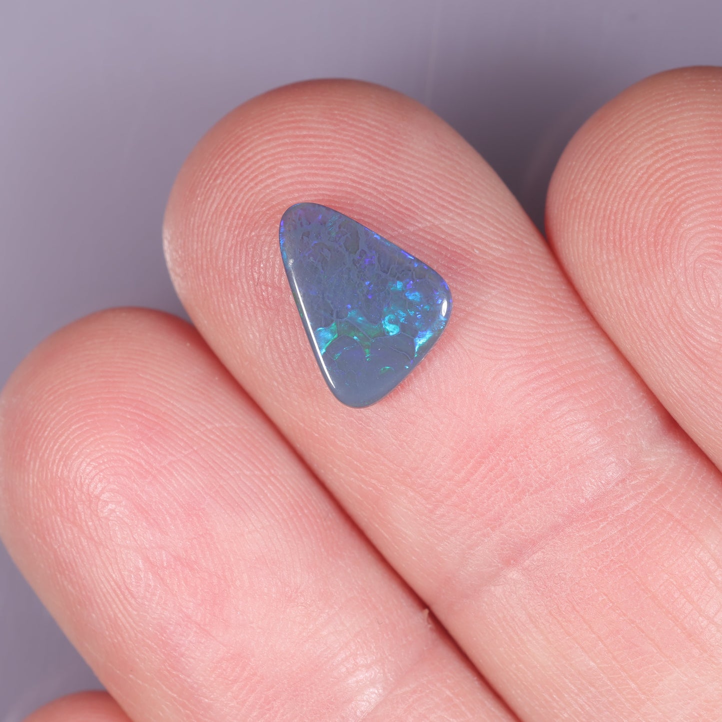Lightning Ridge Seam 0.9 cts 36704
