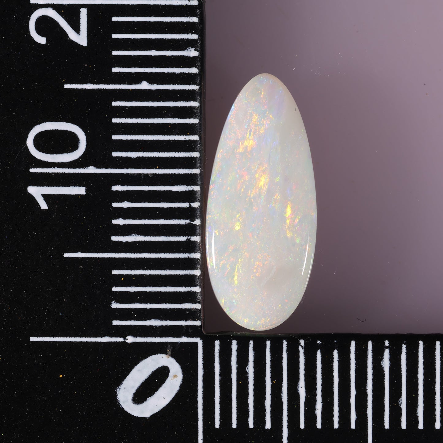 Coober Pedy White Opal 1.85 cts 36735