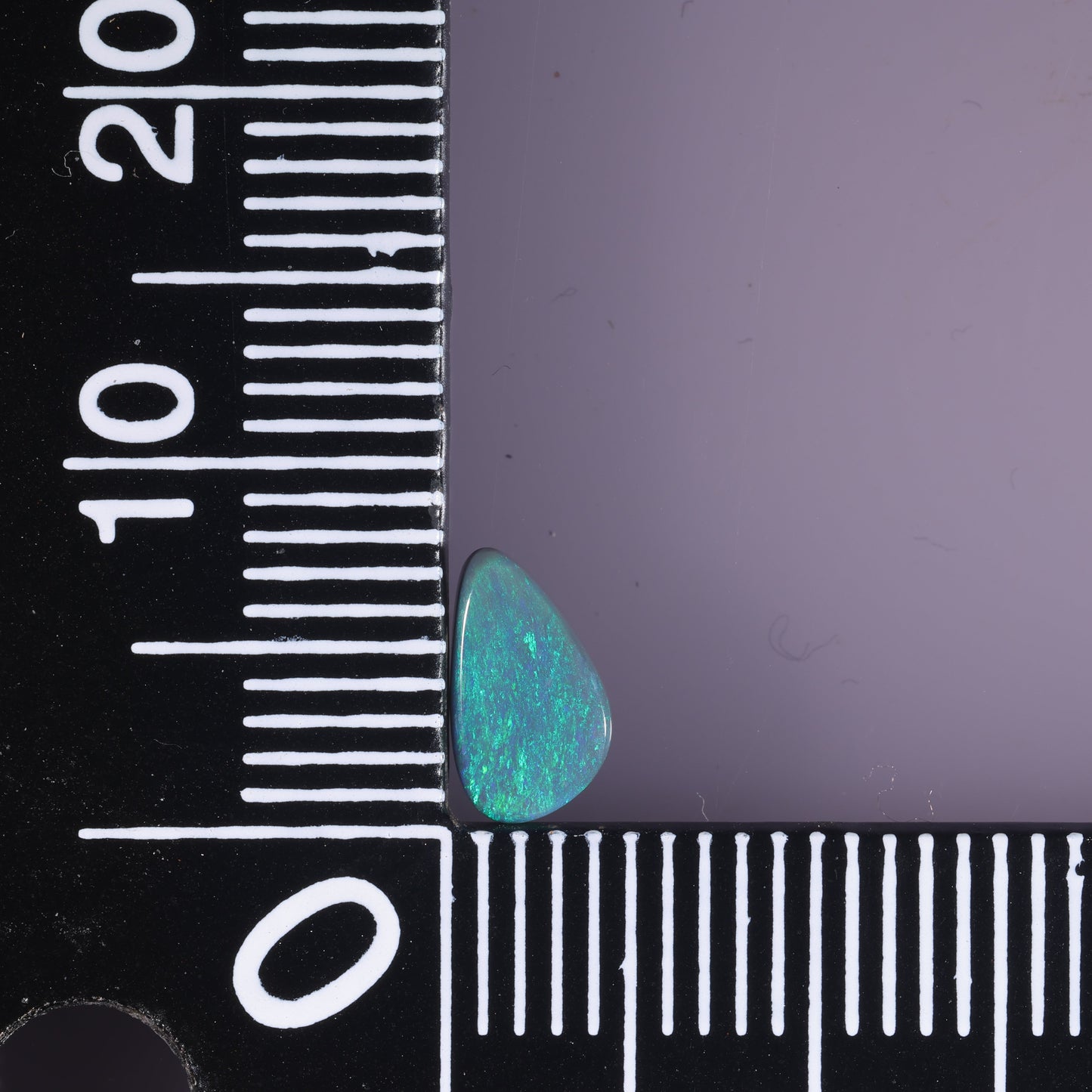 Lightning Ridge Seam 0.53 cts 37011