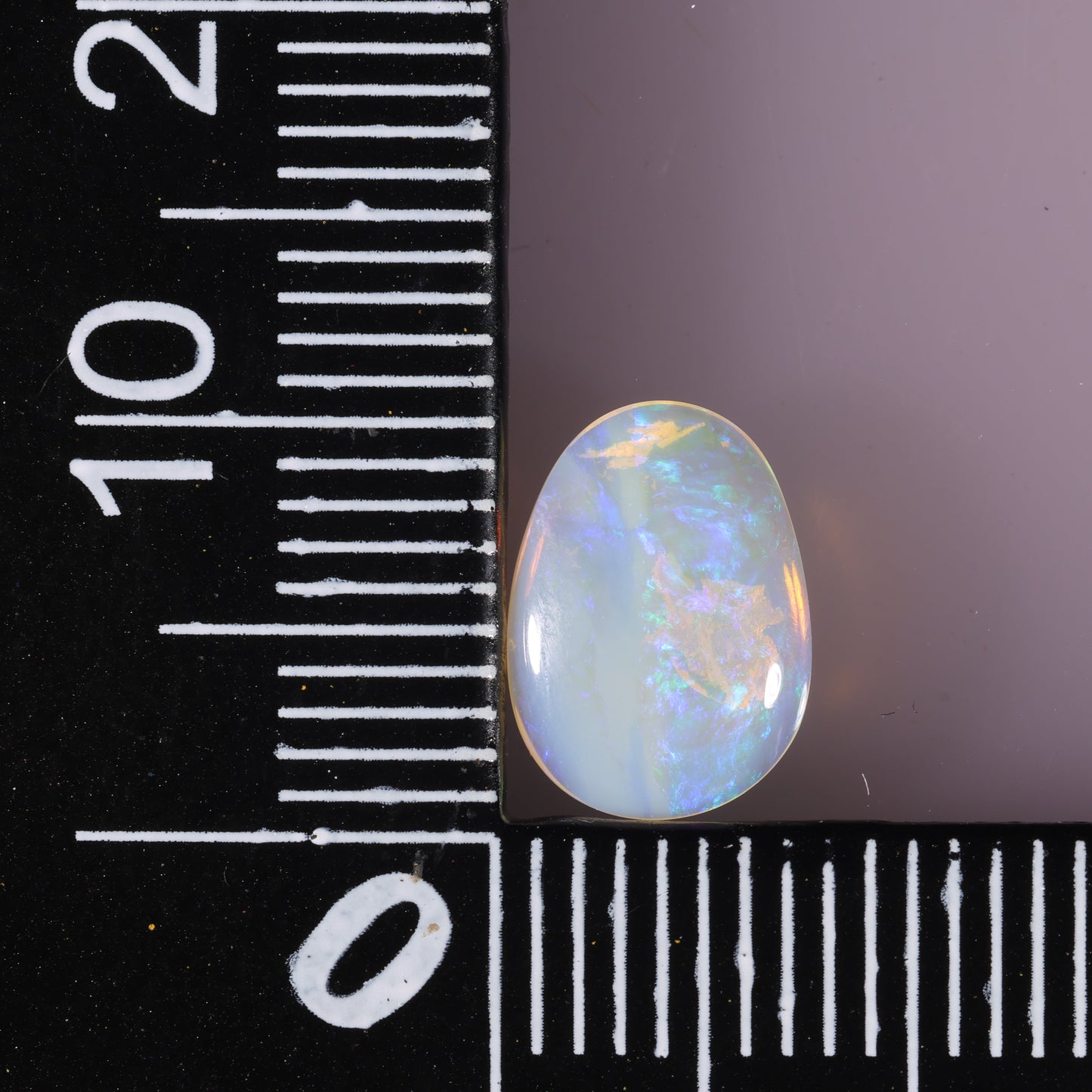Coober Pedy White Opal 1.06 cts 37034