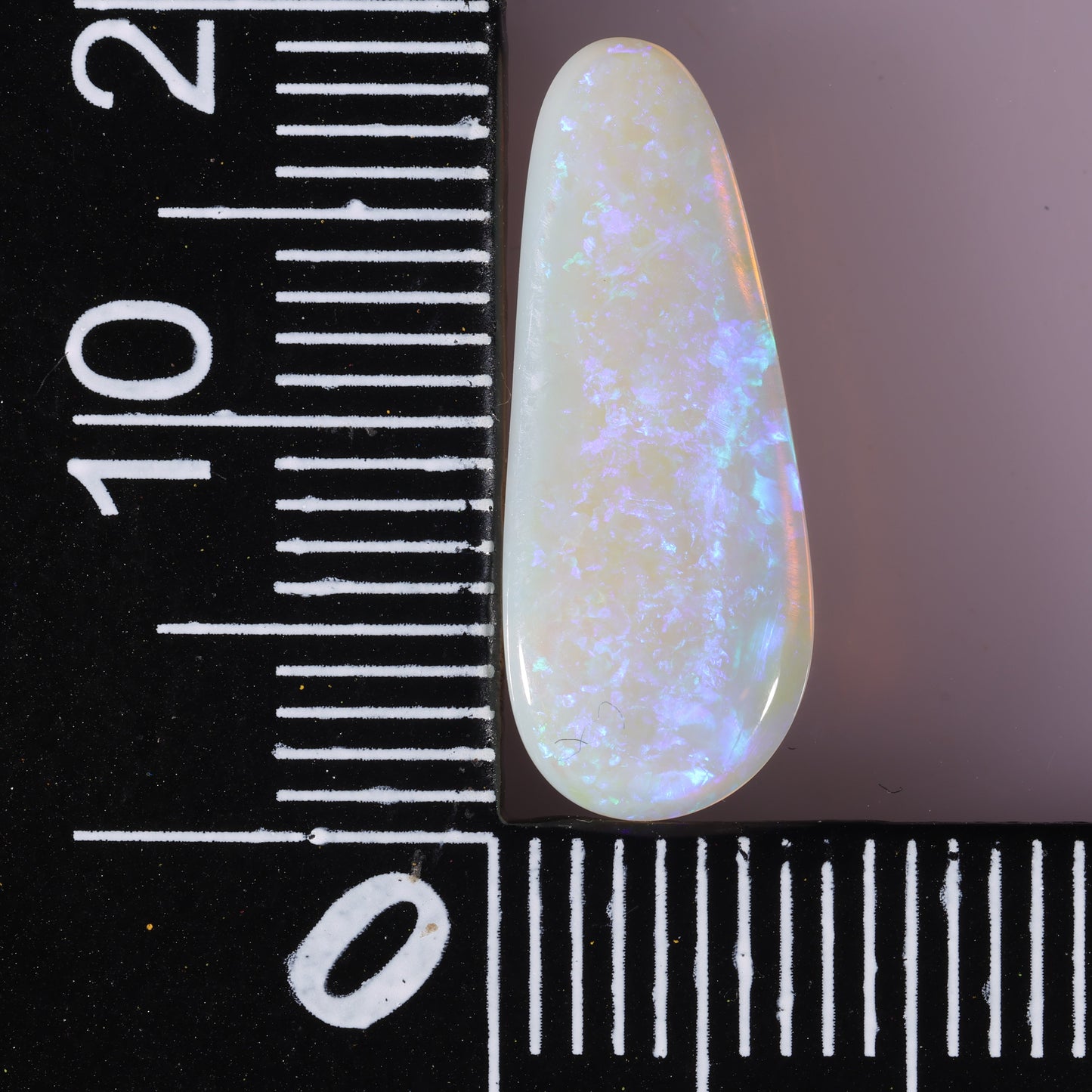 Coober Pedy White Opal 2.49 cts 37038