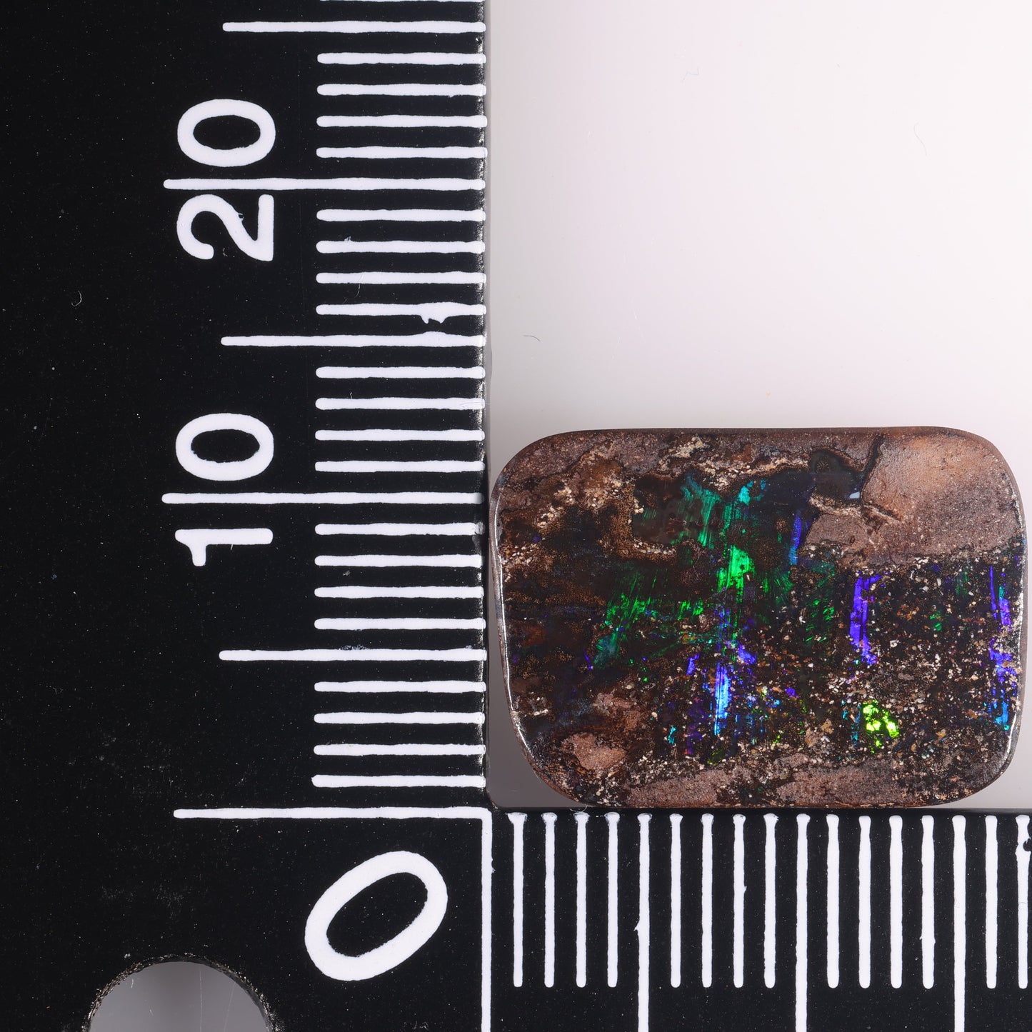Boulder Opal 8.04 cts 37069