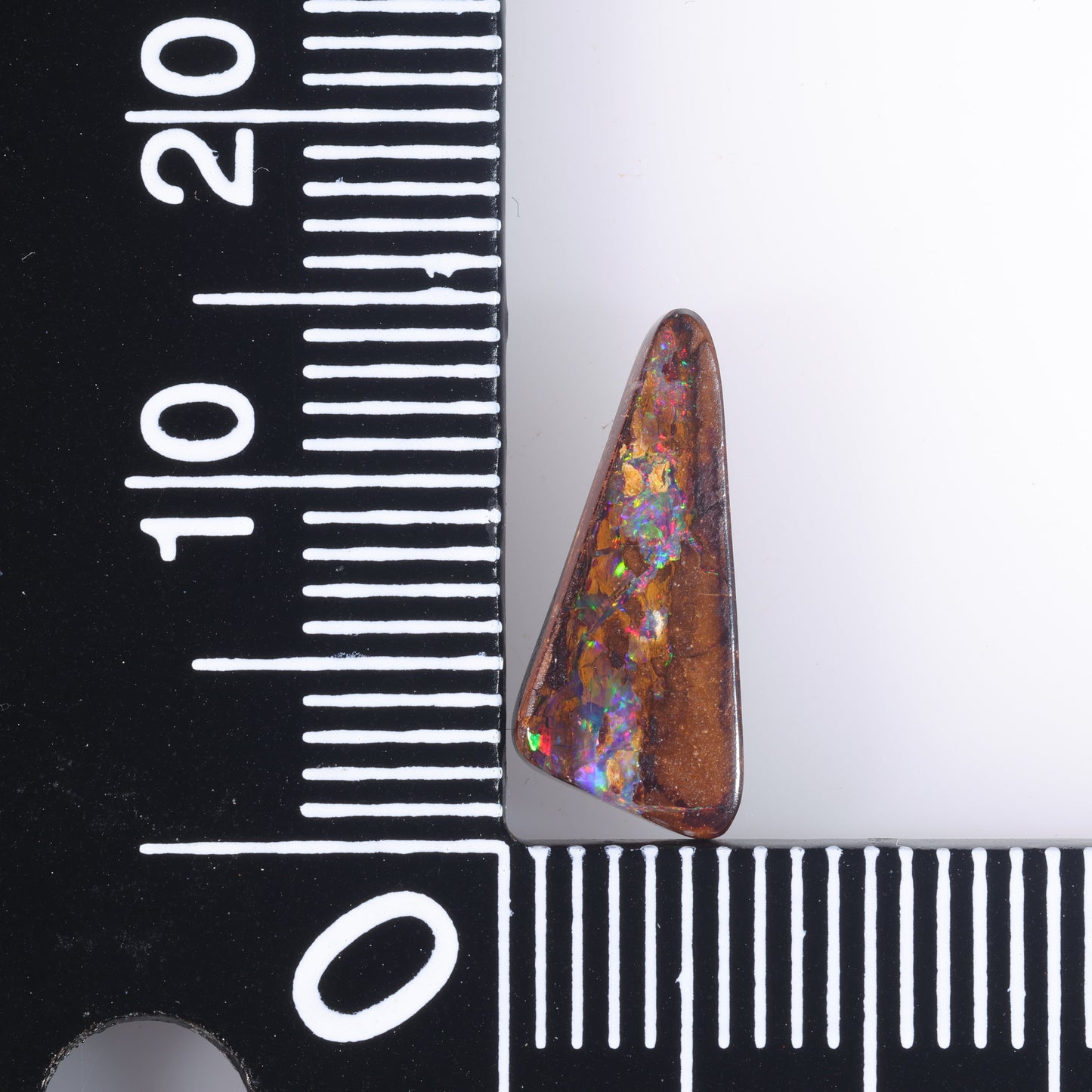 Boulder Opal 2.28 cts 37085