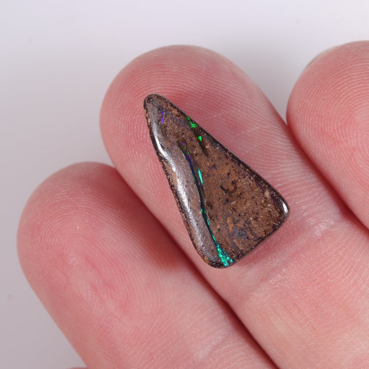 Boulder Opal 5.6 cts 37096