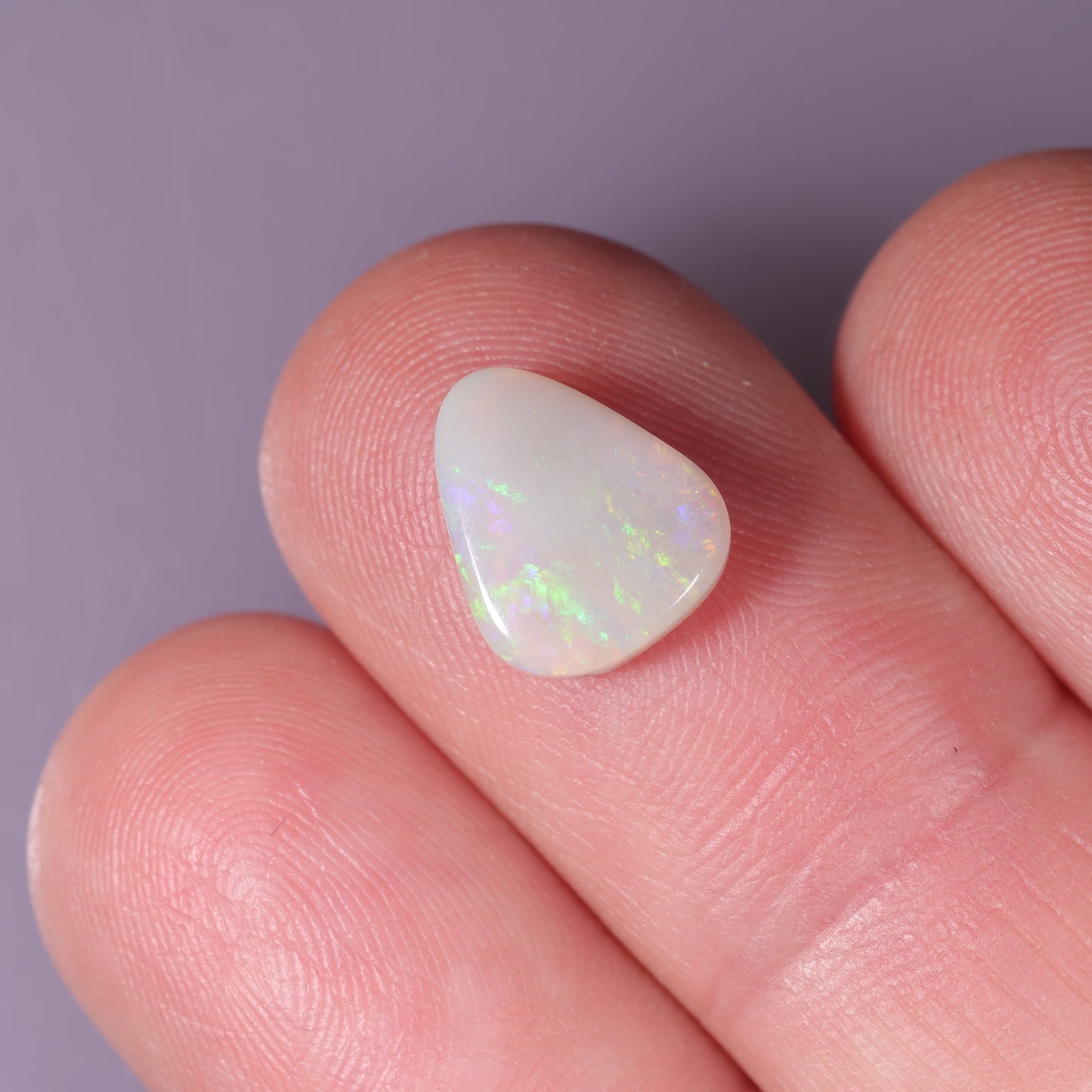 Coober Pedy White Opal 1.95 cts 37172